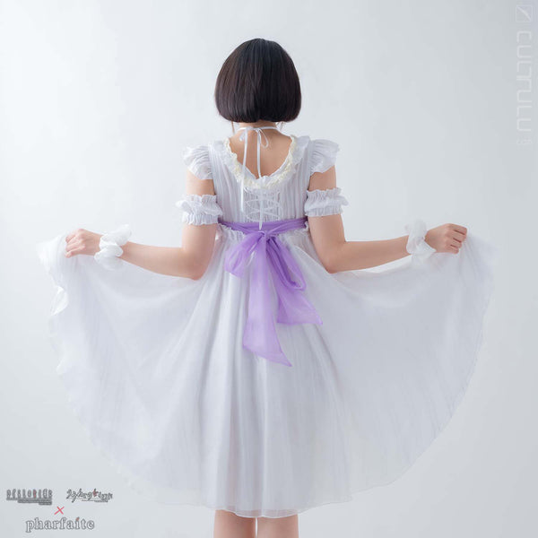Rückenansicht des PHARFAITE PF118 Nightwear Sets mit romantischen Kawaii-Details